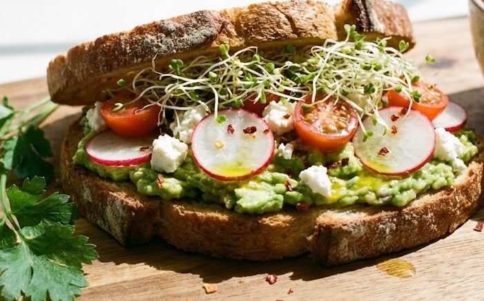 כריך עם אבוקדו